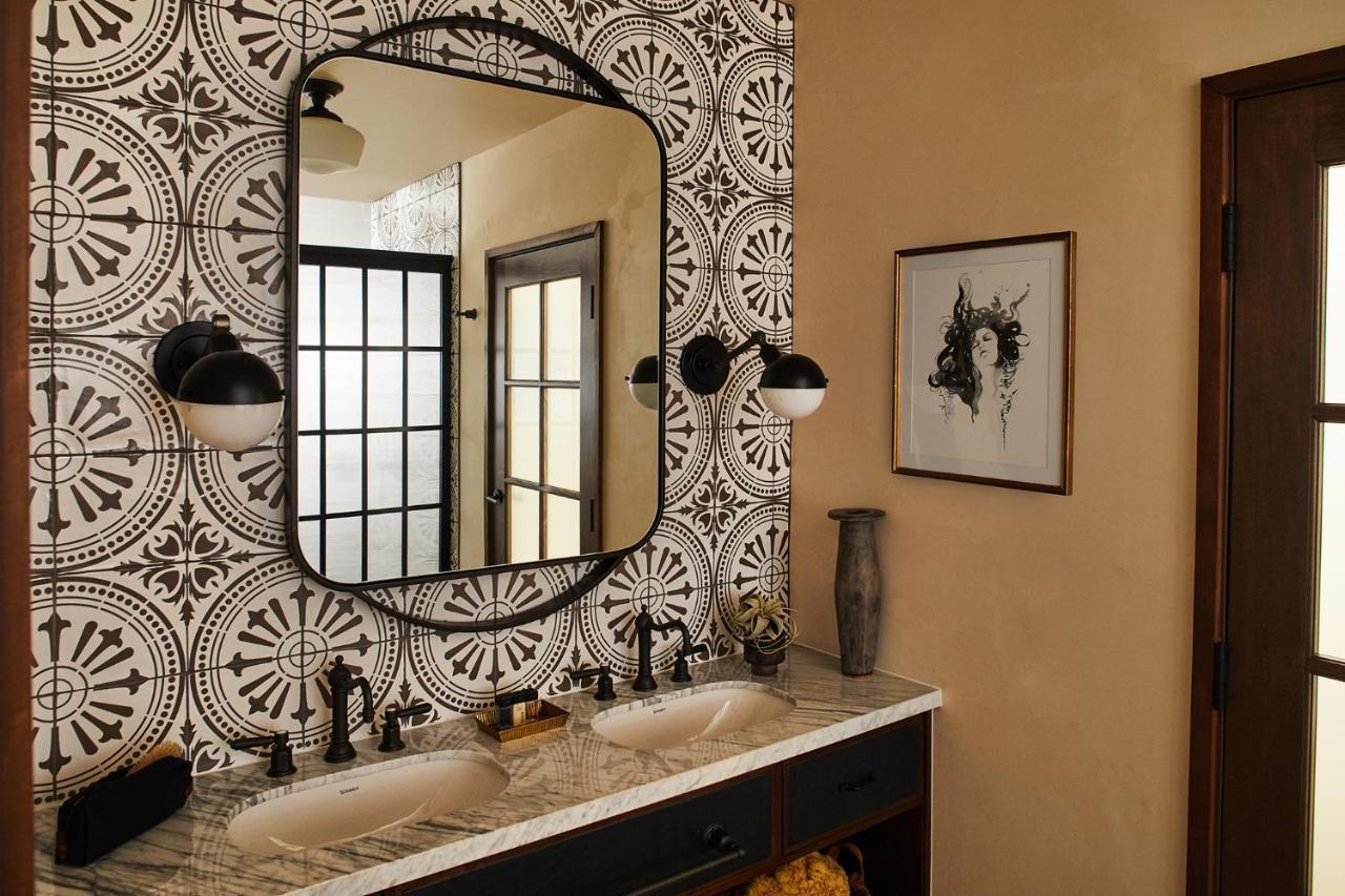 Figueroa, Unbound Collection By Hyatt Los Angeles